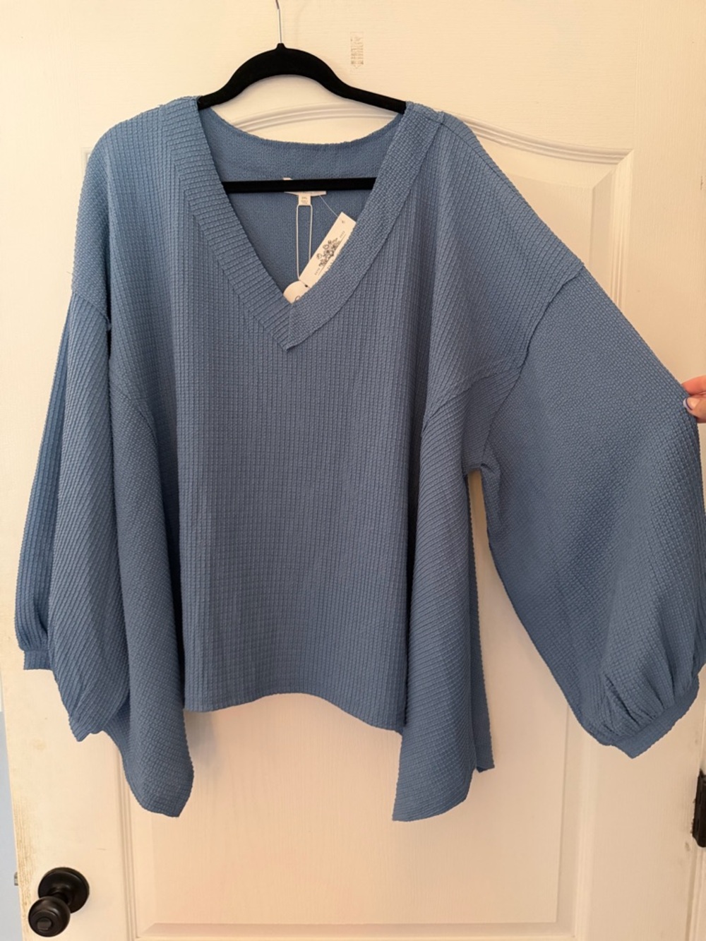 Relaxed V-Neck Balloon Sleeve Sweater in Light Blue